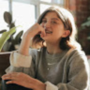 Meet your Posher, Daniella